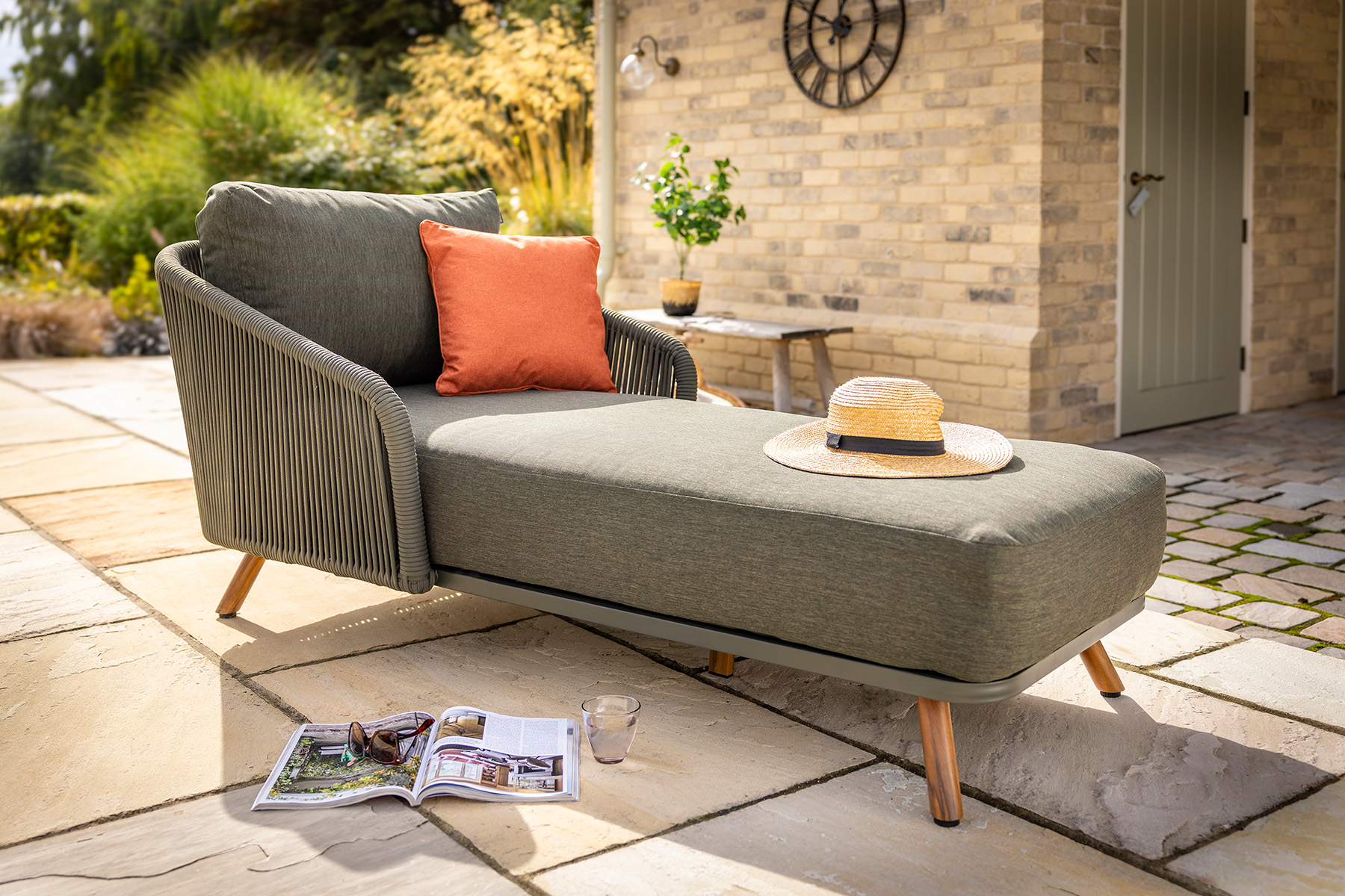 Eden Lounger